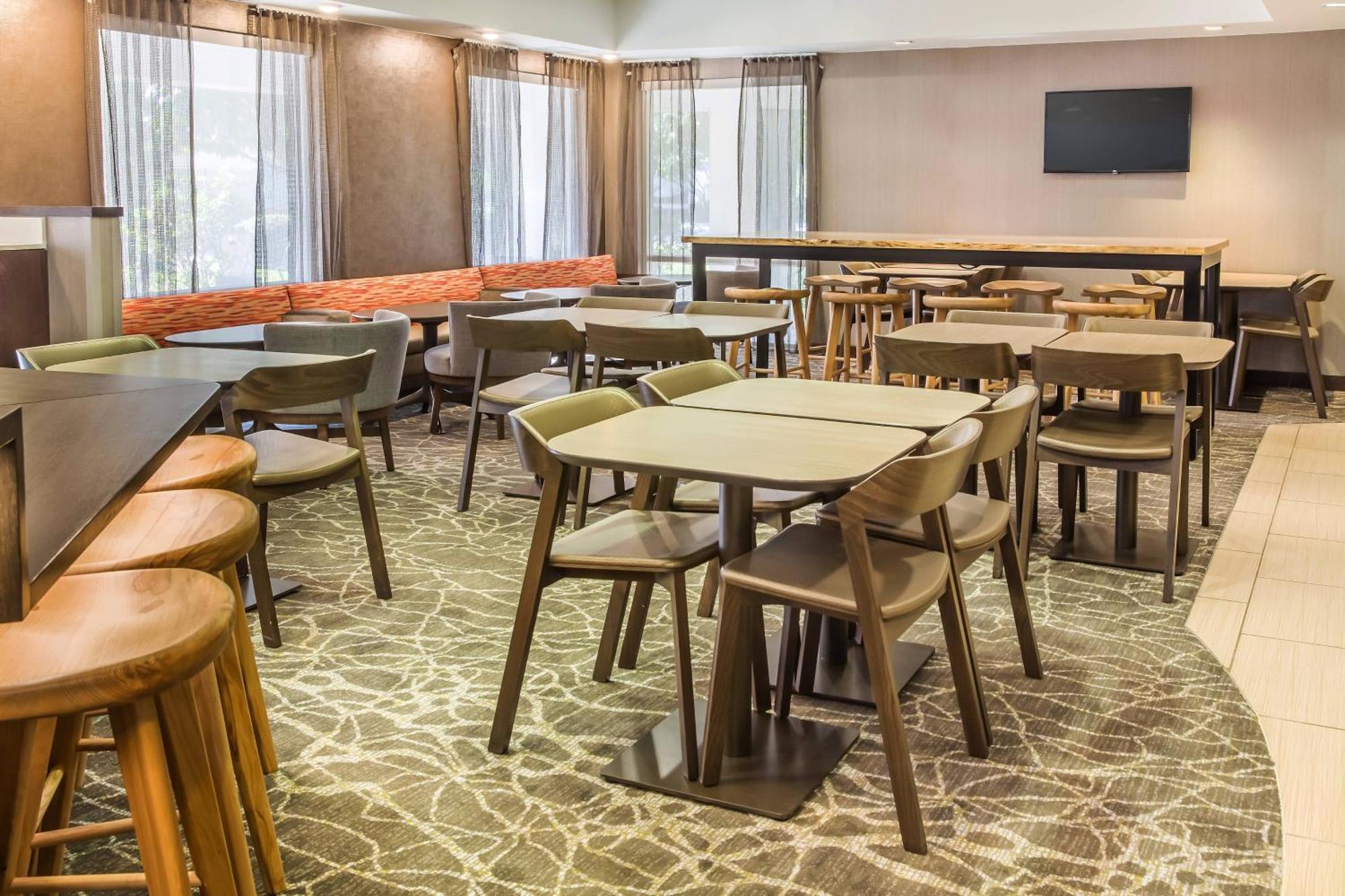 Hotel Springhill By Marriott Brookhollow
