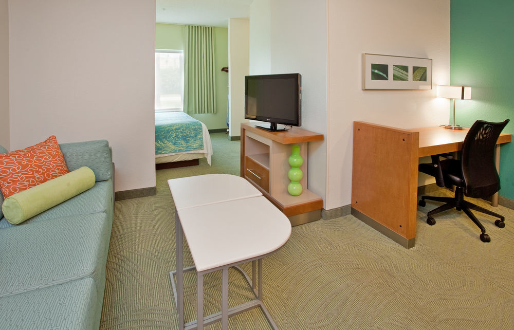 Hotel Springhill By Marriott Brookhollow 3*