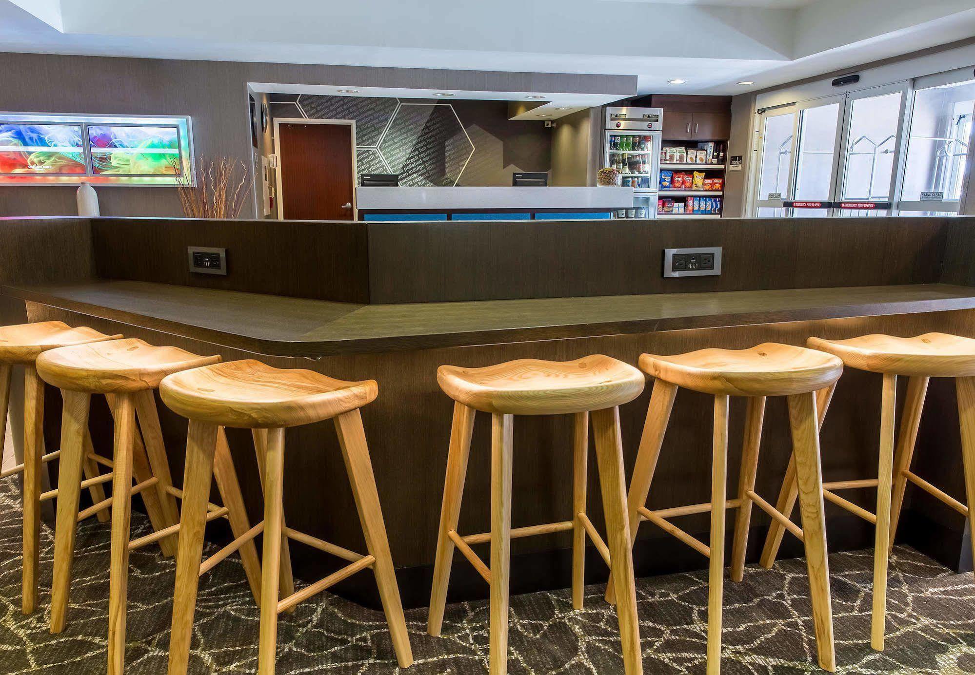 Hotel Springhill By Marriott Brookhollow