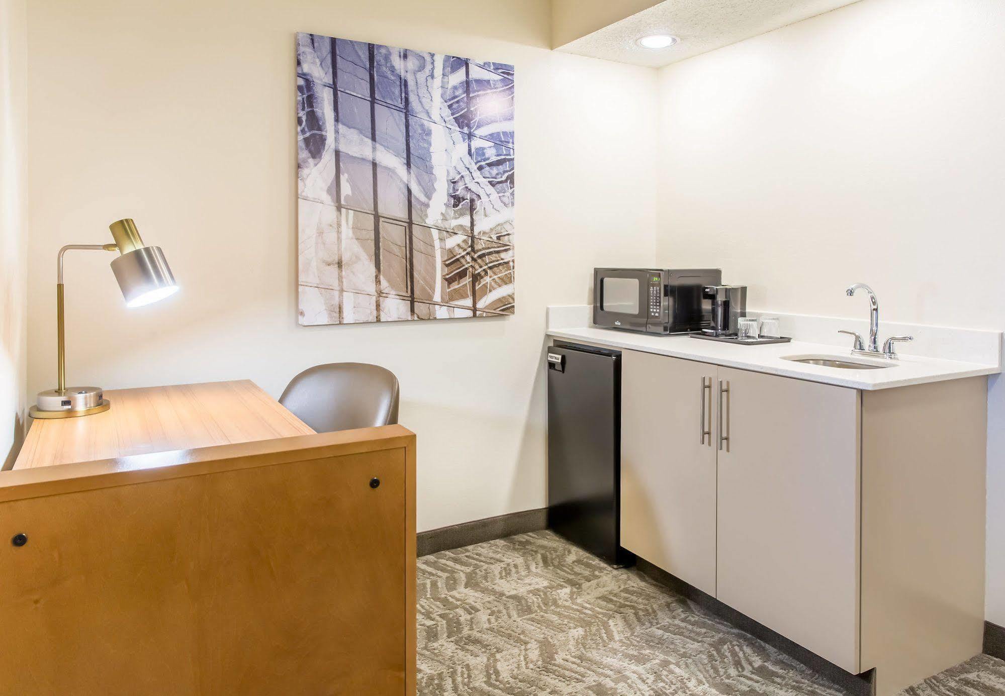 Hotel Springhill By Marriott Brookhollow Houston